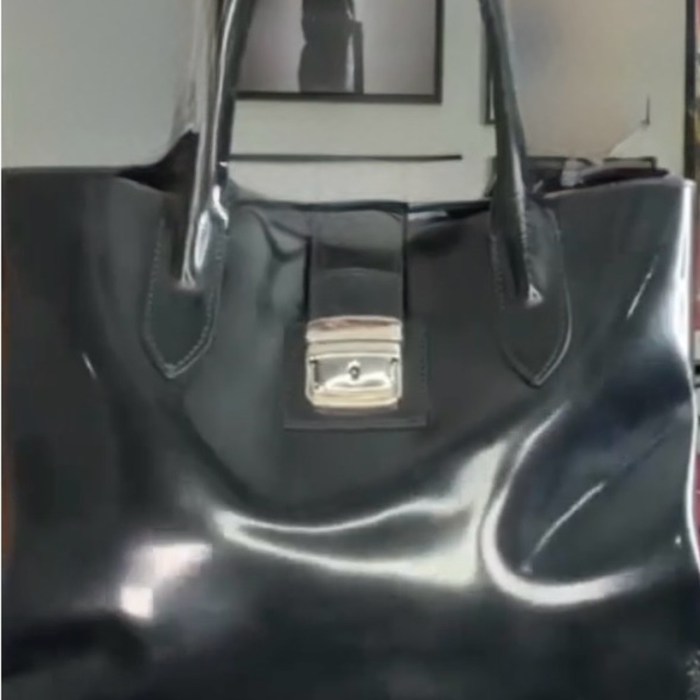 Elegant Black Women's Tote Bag